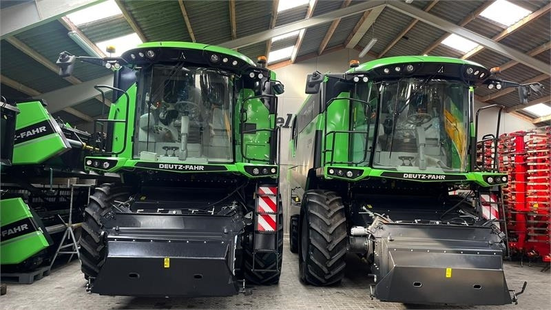 Deutz-fahr 7206 With 24feed - 7.2m header. New and unused Com - حصادة: صورة 2 Deutz-fahr 7206 With 24feed - 7.2m header. New and unused Com - حصادة: صورة 2