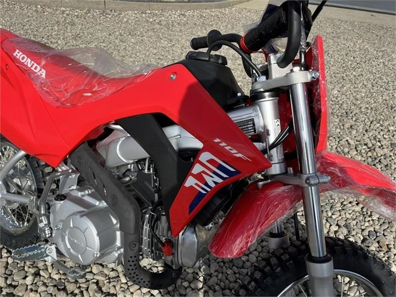 Honda CRF 110 F Den nye model - عربة جميع التضاريس/ رباعية العجلات: صورة 3 Honda CRF 110 F Den nye model - عربة جميع التضاريس/ رباعية العجلات: صورة 3