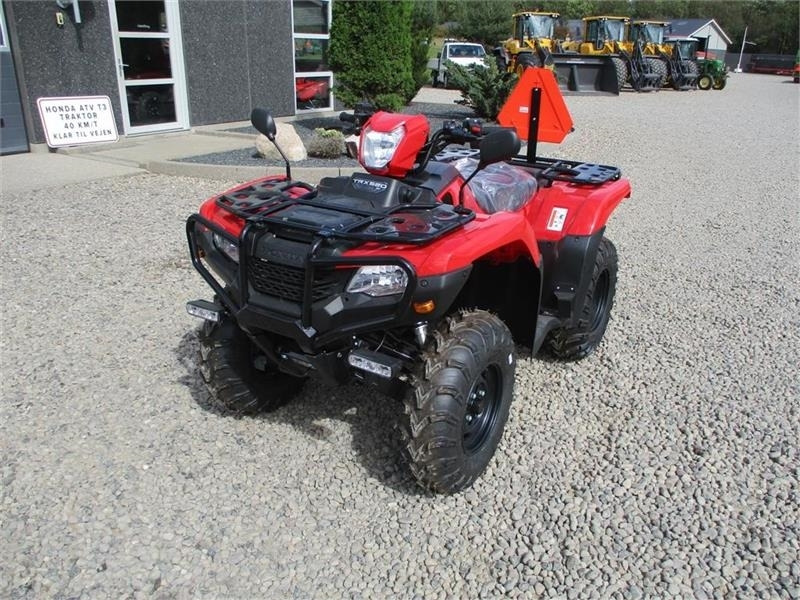 Honda TRX 520 FE Traktor STORT LAGER AF HONDA ATV. Vi h - جرار: صورة 3 Honda TRX 520 FE Traktor STORT LAGER AF HONDA ATV. Vi h - جرار: صورة 3