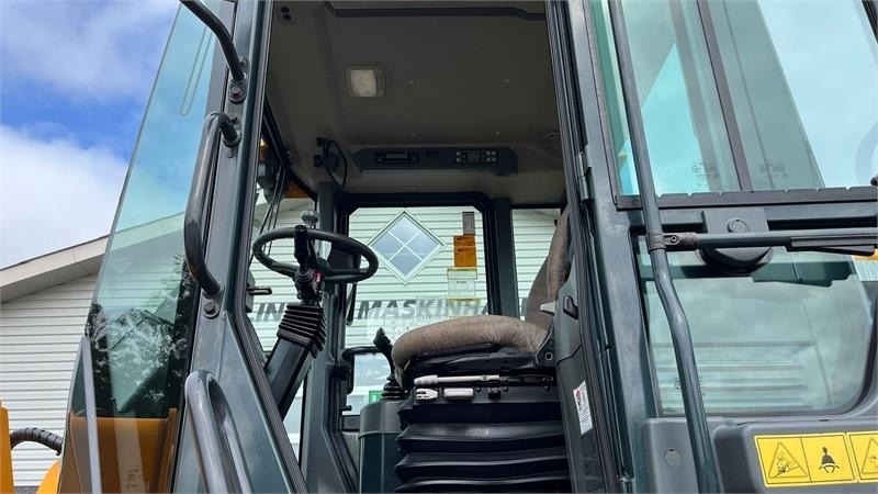 Hyundai 757-9A XTD med lang-arm. En-ejeres maskine med Loc - اللودر بعجل: صورة 2 Hyundai 757-9A XTD med lang-arm. En-ejeres maskine med Loc - اللودر بعجل: صورة 2