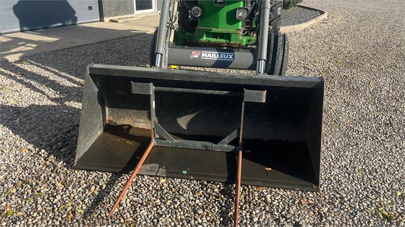 John Deere 2850 Med frontlæsser  - جرار: صورة 4 John Deere 2850 Med frontlæsser  - جرار: صورة 4