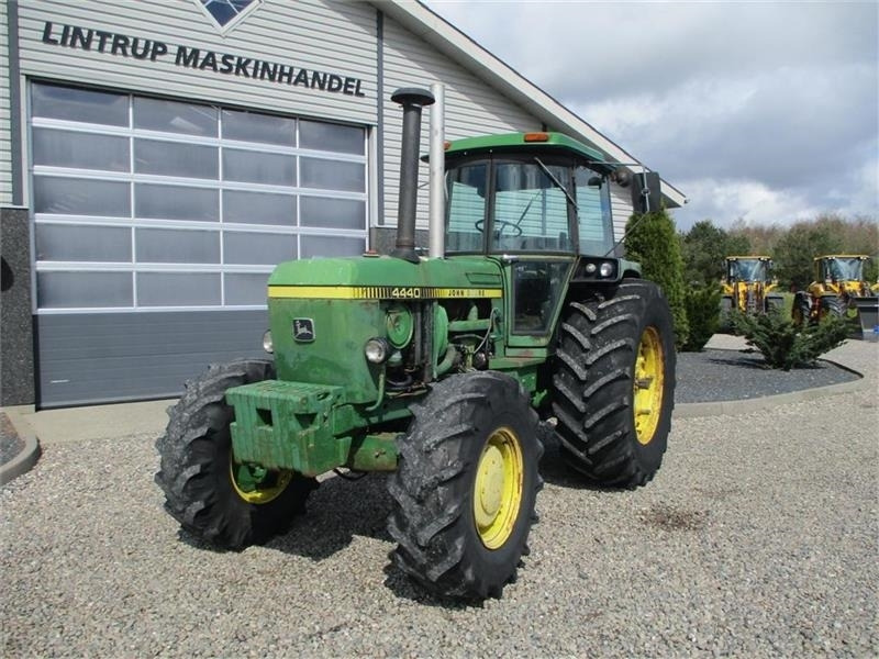 John Deere 4430 En rigtig traktor som lyder godt - جرار: صورة 4 John Deere 4430 En rigtig traktor som lyder godt - جرار: صورة 4