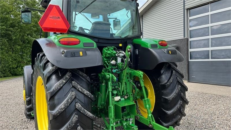 John Deere 6135R Krybegear, frontlift, TLS Affjedret foraksel - جرار: صورة 3 John Deere 6135R Krybegear, frontlift, TLS Affjedret foraksel - جرار: صورة 3