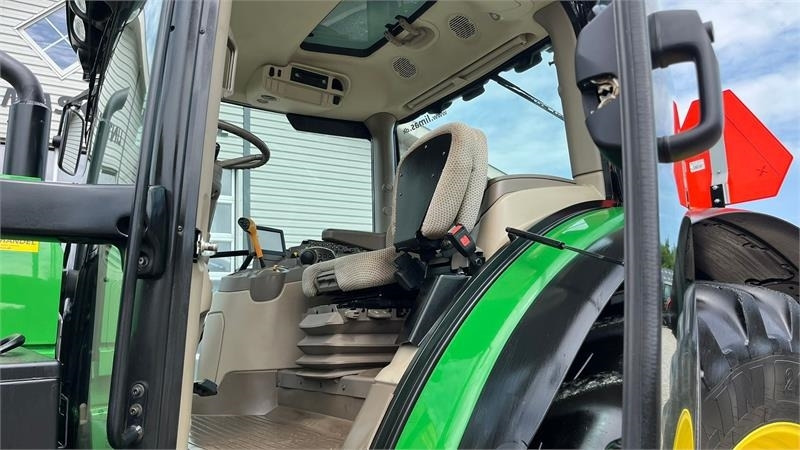John Deere 6135R Krybegear, frontlift, TLS Affjedret foraksel - جرار: صورة 4 John Deere 6135R Krybegear, frontlift, TLS Affjedret foraksel - جرار: صورة 4