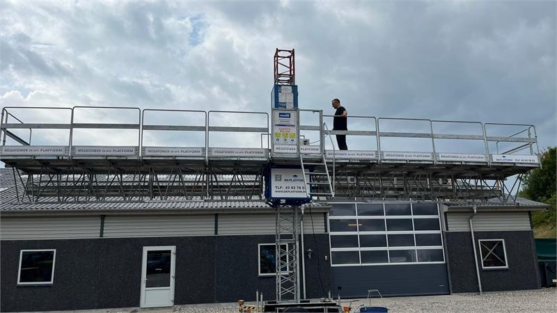 Manitou Mandskabskurv arbejdsplatformen, Byggeelevatorer, - آلة رفع ونقل تلسكوبية: صورة 4 Manitou Mandskabskurv arbejdsplatformen, Byggeelevatorer, - آلة رفع ونقل تلسكوبية: صورة 4