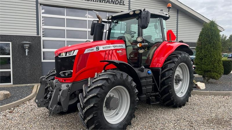 Massey Ferguson 7726 S DynaVT Med frontlift - جرار: صورة 2 Massey Ferguson 7726 S DynaVT Med frontlift - جرار: صورة 2