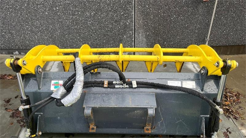 تأجير Multione 11.6 k Med pallegafler og multiskovl  Multione 11.6 k Med pallegafler og multiskovl: صورة 18