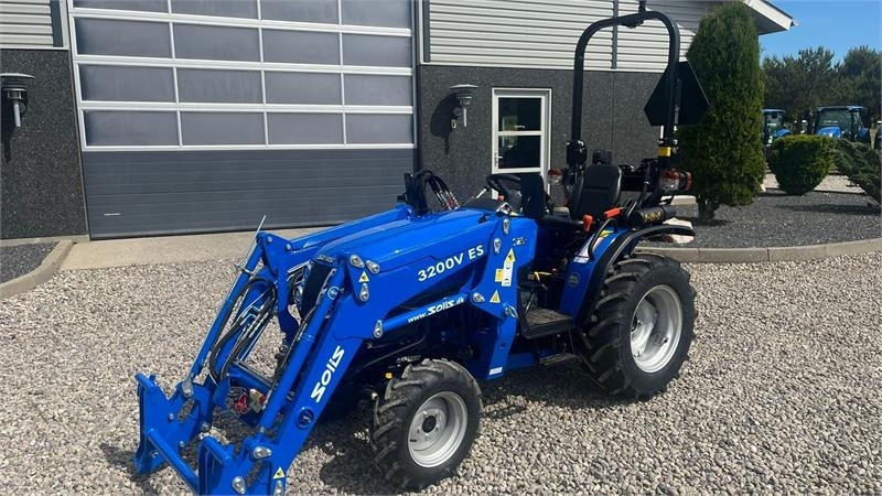 Solis S26 6+2 gearmaskine med Fuldhydraulisk frontlæsser - جرار خدمات بلدية: صورة 2 Solis S26 6+2 gearmaskine med Fuldhydraulisk frontlæsser - جرار خدمات بلدية: صورة 2