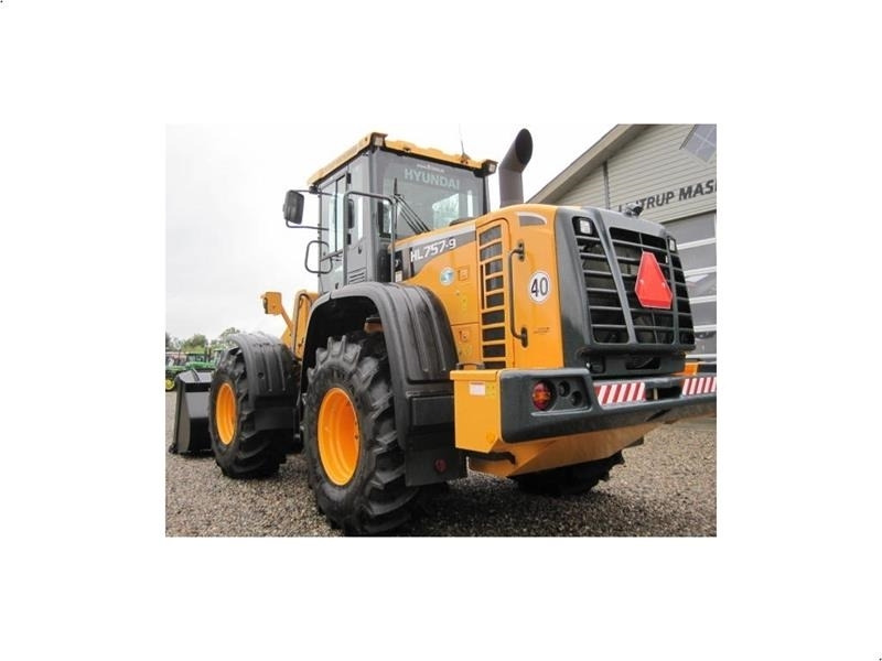 Volvo Hyundai & Volvo gede udlejes. - اللودر بعجل: صورة 4 Volvo Hyundai & Volvo gede udlejes. - اللودر بعجل: صورة 4