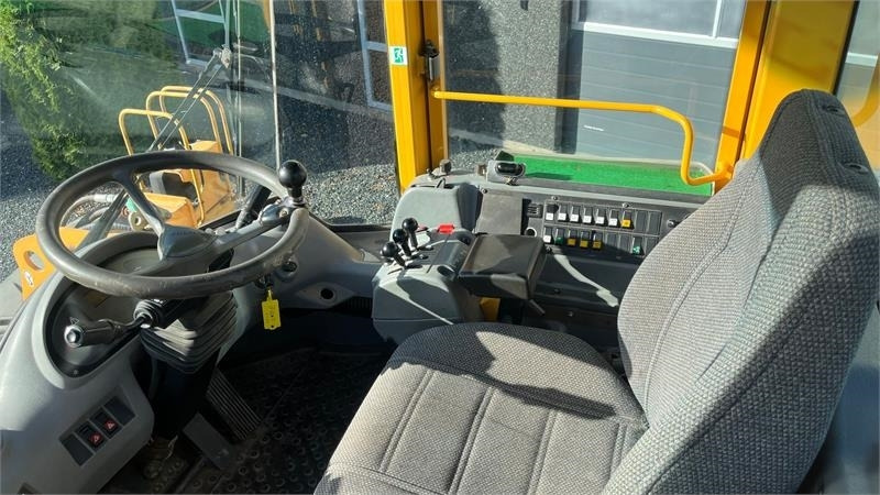 Volvo L70E Med hurtigskift og centralsmørring - اللودر بعجل: صورة 4 Volvo L70E Med hurtigskift og centralsmørring - اللودر بعجل: صورة 4