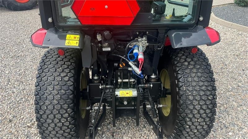 Yanmar YT 235H 4WD Snow Edition med sneplov og spreder - جرار: صورة 5 Yanmar YT 235H 4WD Snow Edition med sneplov og spreder - جرار: صورة 5