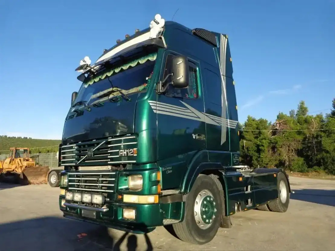 Volvo FH 12.420 Volvo FH12.420 4X2 - مقطورة السحب: صورة 1 Volvo FH 12.420 Volvo FH12.420 4X2 - مقطورة السحب: صورة 1