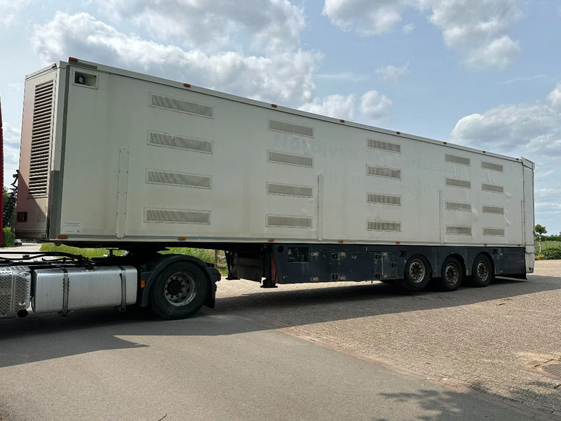 Berdex NO BERDEX HMK 4 stock livestock trailer SPF - نصف مقطورة للماشية: صورة 3 Berdex NO BERDEX HMK 4 stock livestock trailer SPF - نصف مقطورة للماشية: صورة 3