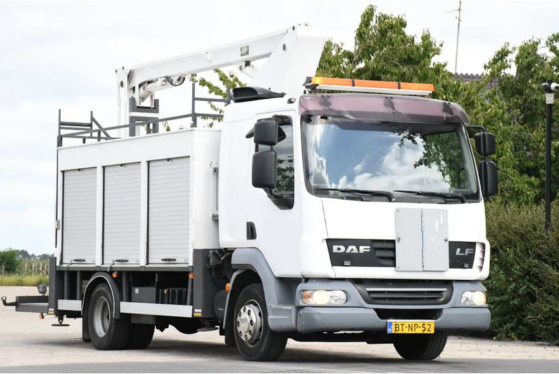 DAF LF 45.160 ARBEITSBUHNE/SKYWORKER/HOOGWERKER!!EURO4!! CUSTERS!! - شاحنة: صورة 2 DAF LF 45.160 ARBEITSBUHNE/SKYWORKER/HOOGWERKER!!EURO4!! CUSTERS!! - شاحنة: صورة 2