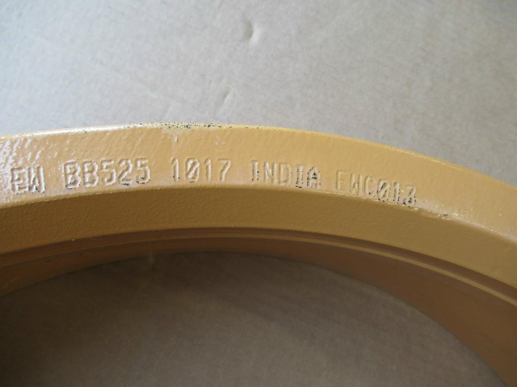 Case A16423 - الجنوط - آلات الإنشاء: صورة 5 Case A16423 - الجنوط - آلات الإنشاء: صورة 5