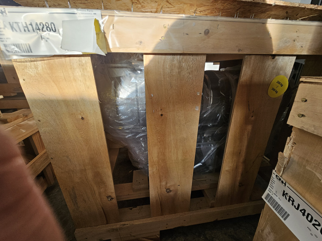 Case KTH14280 - 8983324709 - علبة العادم - آلات الإنشاء: صورة 3 Case KTH14280 - 8983324709 - علبة العادم - آلات الإنشاء: صورة 3