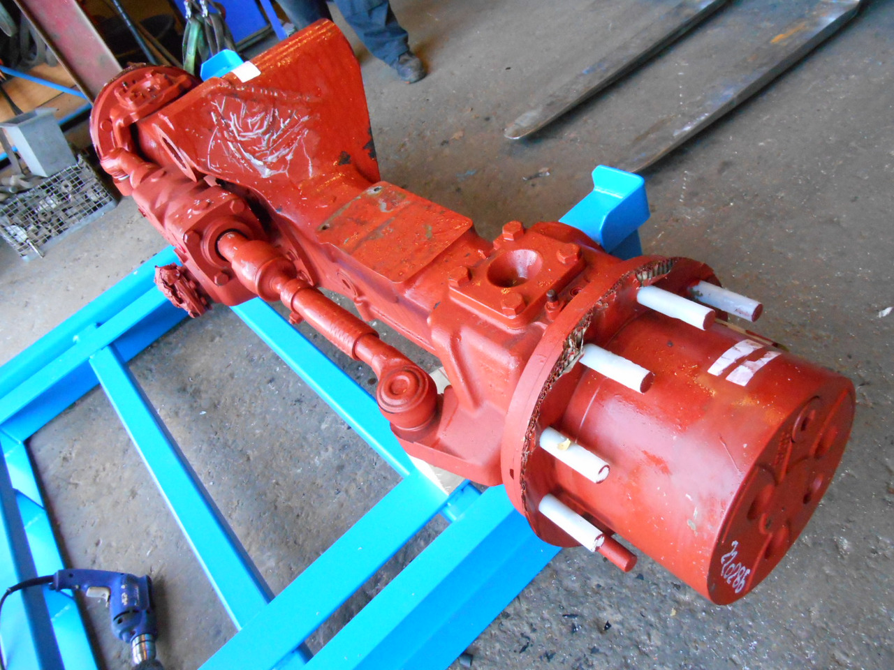 Doosan 1001040123 - 4472074052 - لمحور الأمامي - آلات الإنشاء: صورة 1 Doosan 1001040123 - 4472074052 - لمحور الأمامي - آلات الإنشاء: صورة 1