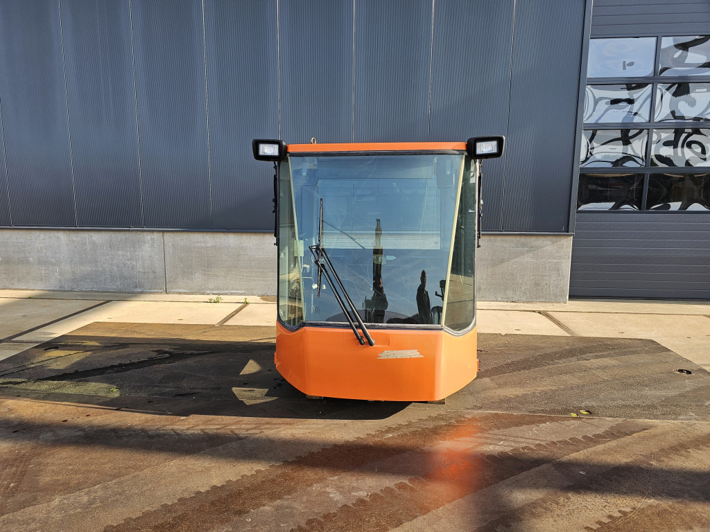 Doosan 220101-00071B - 220101-00071B - كابينة - آلات الإنشاء: صورة 2 Doosan 220101-00071B - 220101-00071B - كابينة - آلات الإنشاء: صورة 2