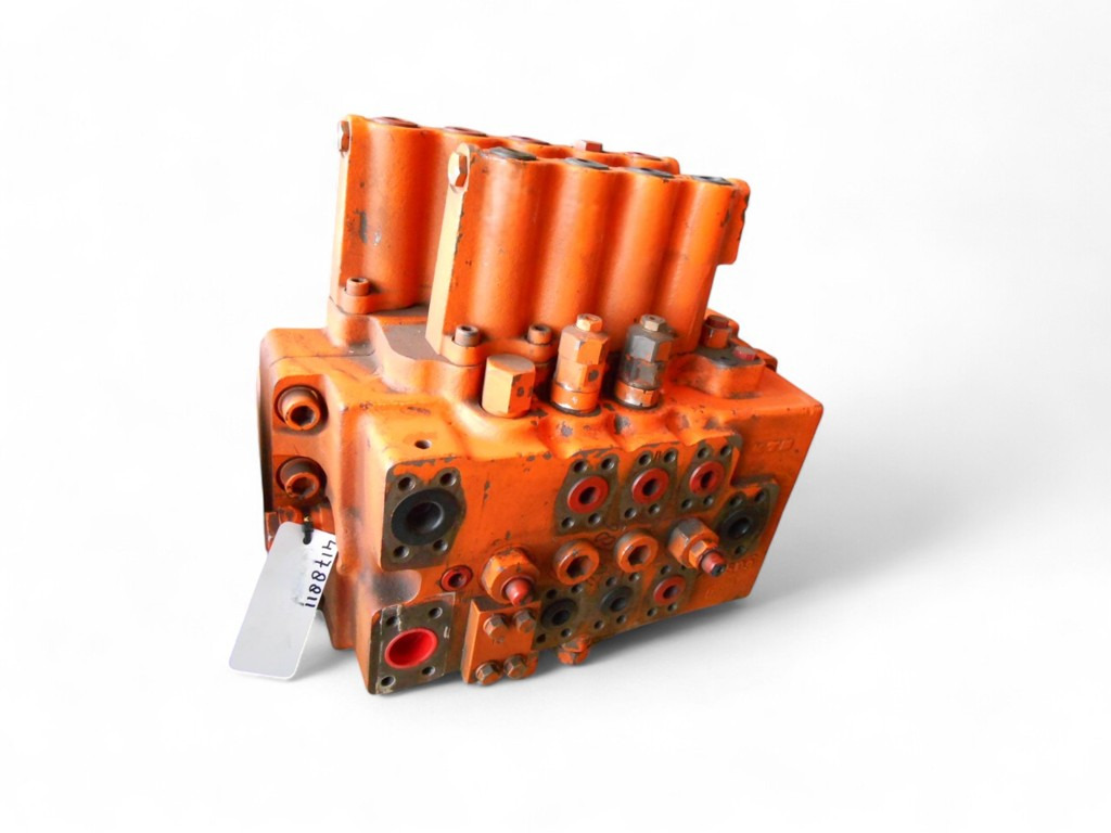 Hitachi 4221837 - صمام هيدروليكي - آلات الإنشاء: صورة 1 Hitachi 4221837 - صمام هيدروليكي - آلات الإنشاء: صورة 1