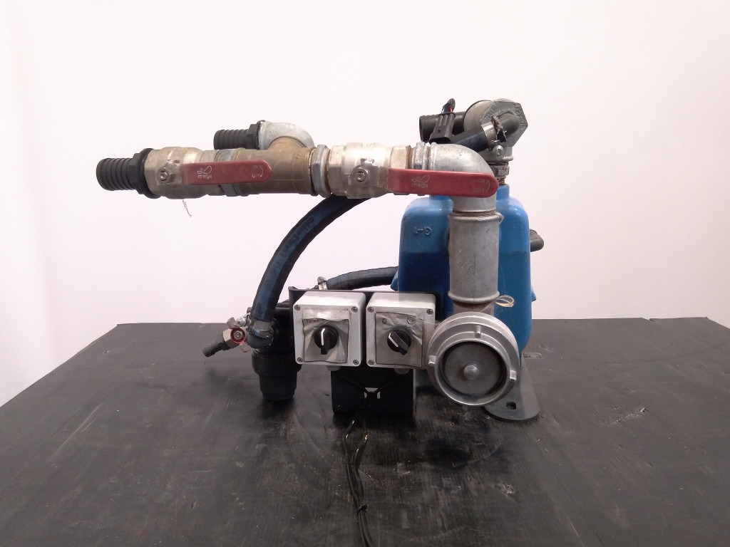 Hypro 9303C-HM1C-SP - - مضخة المبرد - آلات الإنشاء: صورة 3 Hypro 9303C-HM1C-SP - - مضخة المبرد - آلات الإنشاء: صورة 3