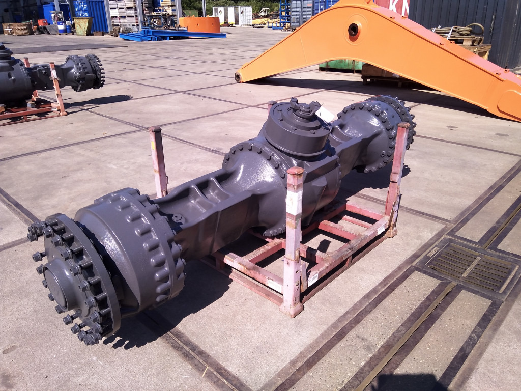 Hyundai 81LQ-20600 - المحور الخلفي - آلات الإنشاء: صورة 3 Hyundai 81LQ-20600 - المحور الخلفي - آلات الإنشاء: صورة 3