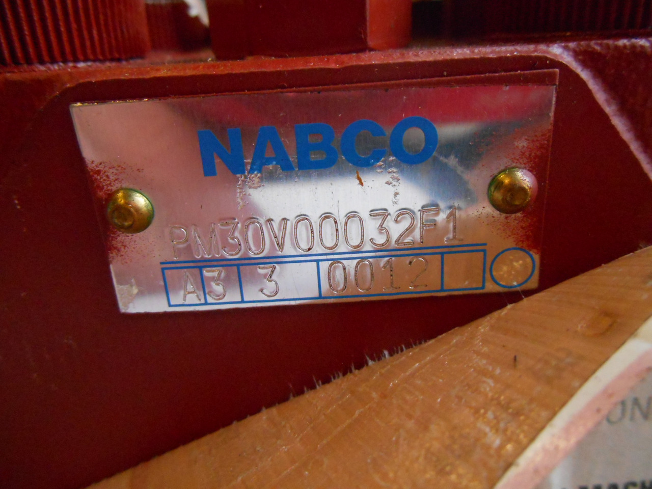 Kobelco PM30V00032F1 - صمام هيدروليكي - آلات الإنشاء: صورة 4 Kobelco PM30V00032F1 - صمام هيدروليكي - آلات الإنشاء: صورة 4