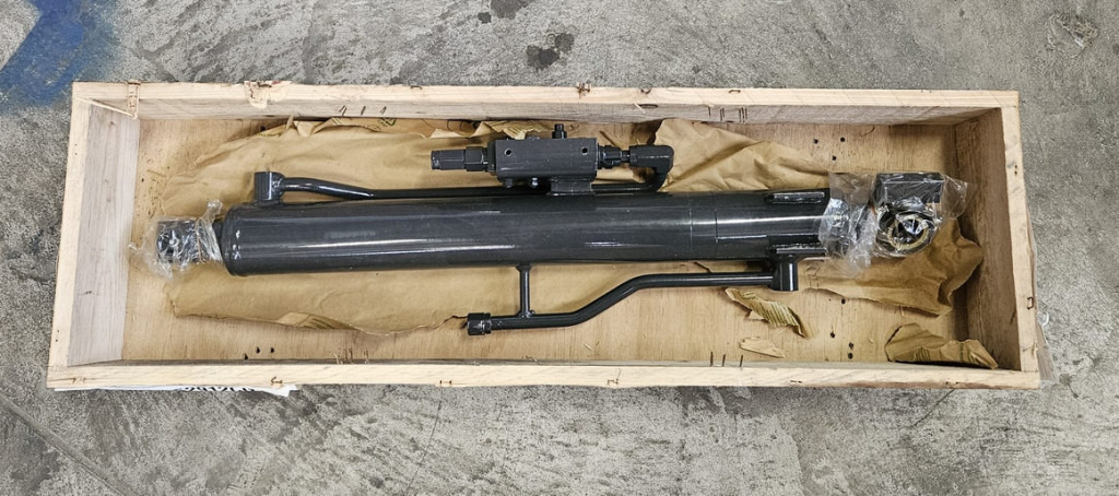 New Holland 31MK-52912CG - أسطوانة هيدروليكية - آلات الإنشاء: صورة 1 New Holland 31MK-52912CG - أسطوانة هيدروليكية - آلات الإنشاء: صورة 1