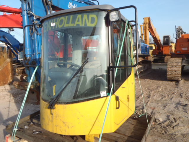 New Holland LW - - كابينة - آلات الإنشاء: صورة 1 New Holland LW - - كابينة - آلات الإنشاء: صورة 1