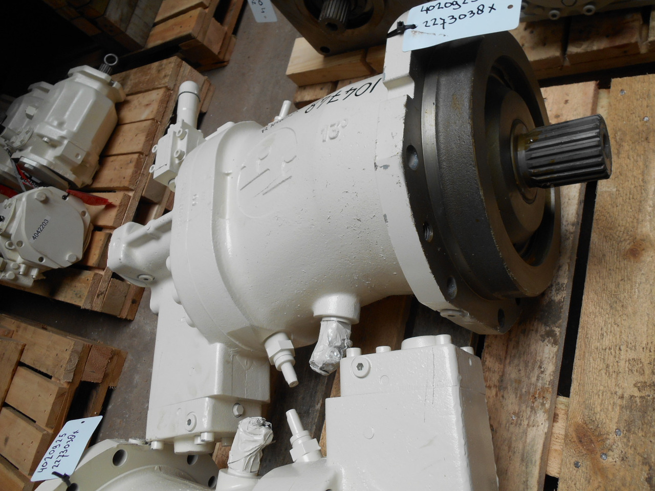 Terex O&K 2273038X - 2273038 - مضخة هيدروليكية - آلات الإنشاء: صورة 3 Terex O&K 2273038X - 2273038 - مضخة هيدروليكية - آلات الإنشاء: صورة 3