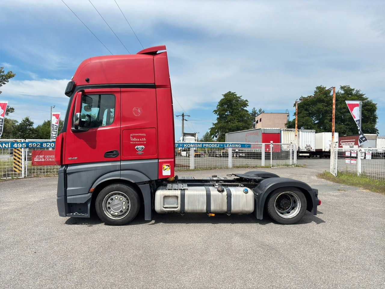 Mercedes-Benz Actros 1845 - رأس تريلا: صورة 5 Mercedes-Benz Actros 1845 - رأس تريلا: صورة 5