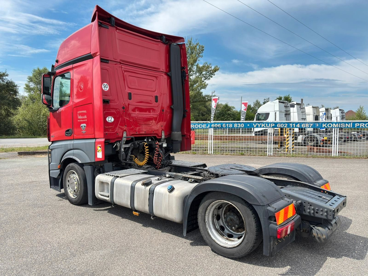 Mercedes-Benz Actros 1845 - رأس تريلا: صورة 4 Mercedes-Benz Actros 1845 - رأس تريلا: صورة 4