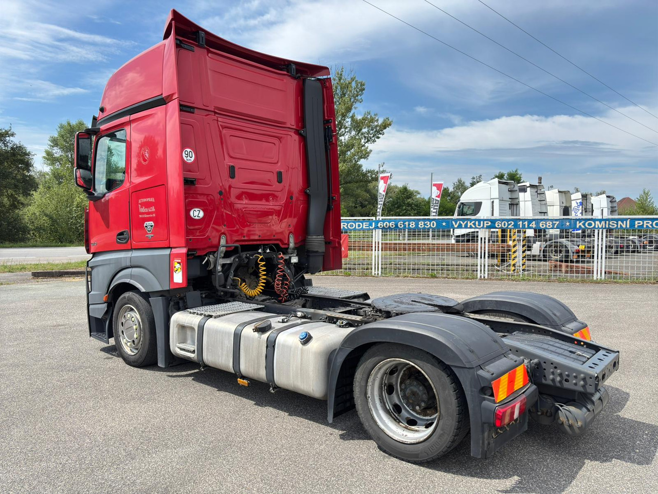 Mercedes-Benz Actros 1845 - رأس تريلا: صورة 4 Mercedes-Benz Actros 1845 - رأس تريلا: صورة 4