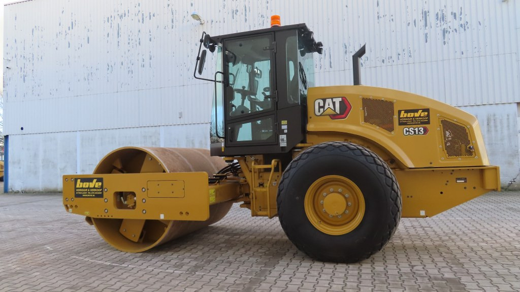 Caterpillar CS13 - ضاغطة التربة: صورة 5 Caterpillar CS13 - ضاغطة التربة: صورة 5