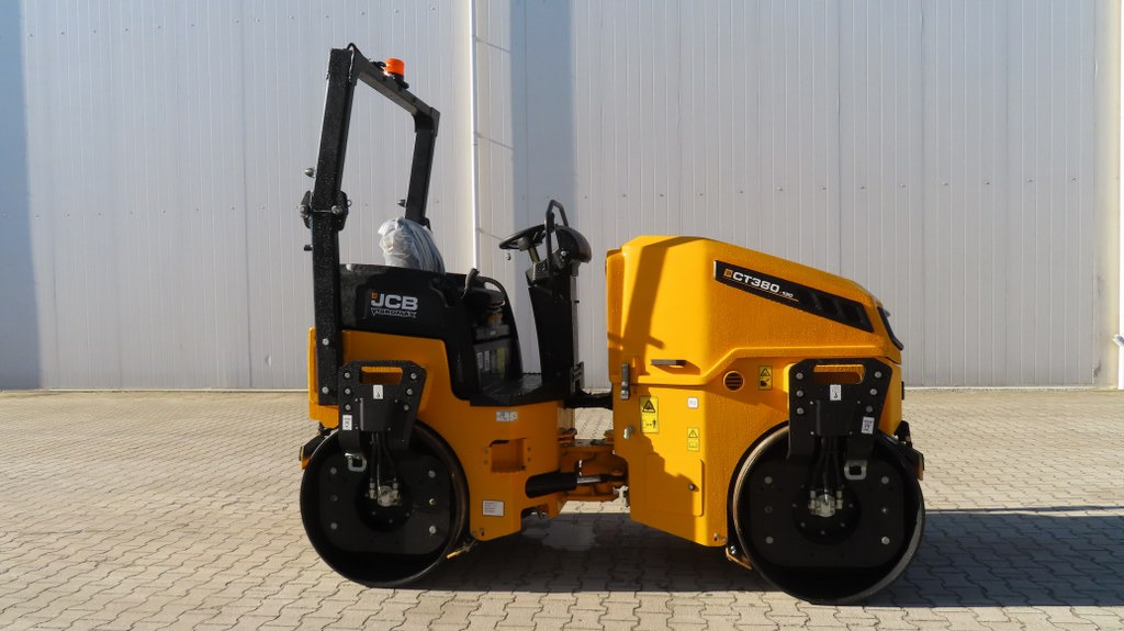 JCB CT380-130 - رَصَّاص الطرق: صورة 1 JCB CT380-130 - رَصَّاص الطرق: صورة 1