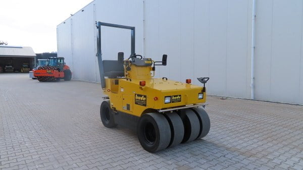 رَصَّاص بعجلات مطاطية Sakai TS 160-2: صورة 8