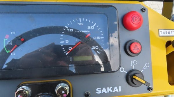 رَصَّاص بعجلات مطاطية Sakai TS 160-3: صورة 10