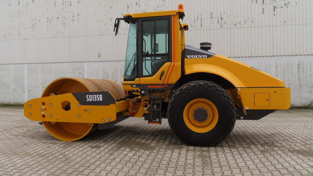 Volvo SD 135 B - ضاغطة التربة: صورة 5 Volvo SD 135 B - ضاغطة التربة: صورة 5