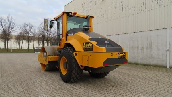 Volvo SD 135 B - ضاغطة التربة: صورة 4 Volvo SD 135 B - ضاغطة التربة: صورة 4