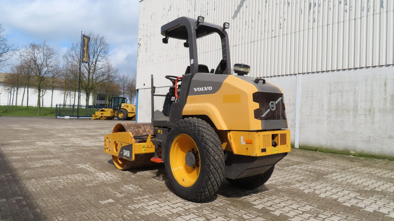 Volvo SD 45 B - ضاغطة التربة: صورة 4 Volvo SD 45 B - ضاغطة التربة: صورة 4