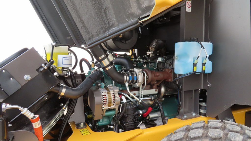 ضاغطة التربة Volvo SD 75 B: صورة 9