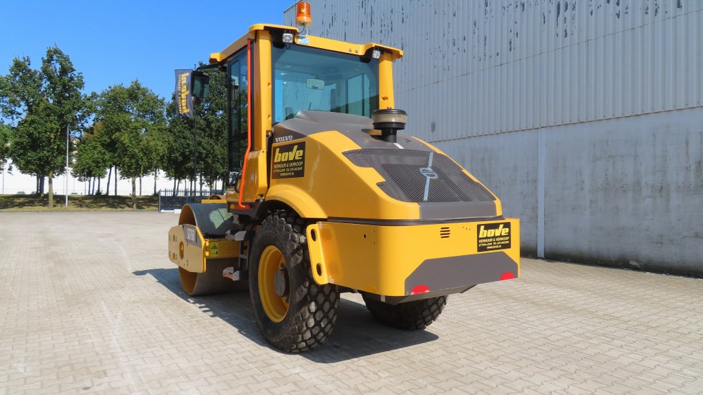 Volvo SD75 B - ضاغطة التربة: صورة 4 Volvo SD75 B - ضاغطة التربة: صورة 4