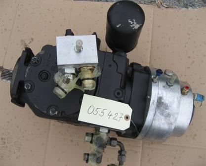 MERLO HYDROSTATPUMPE SAUER fur Multifarmer ohne 046093 Nr. 055247 - مضخة هيدروليكية - آلة رفع ونقل تلسكوبية: صورة 1 MERLO HYDROSTATPUMPE SAUER fur Multifarmer ohne 046093 Nr. 055247 - مضخة هيدروليكية - آلة رفع ونقل تلسكوبية: صورة 1