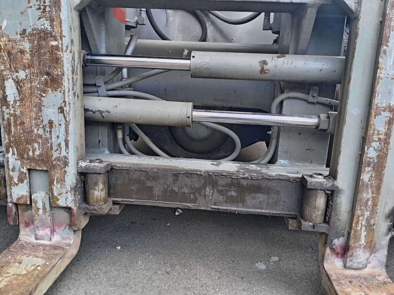 1060-30 - معدات المناولة: صورة 3 1060-30 - معدات المناولة: صورة 3