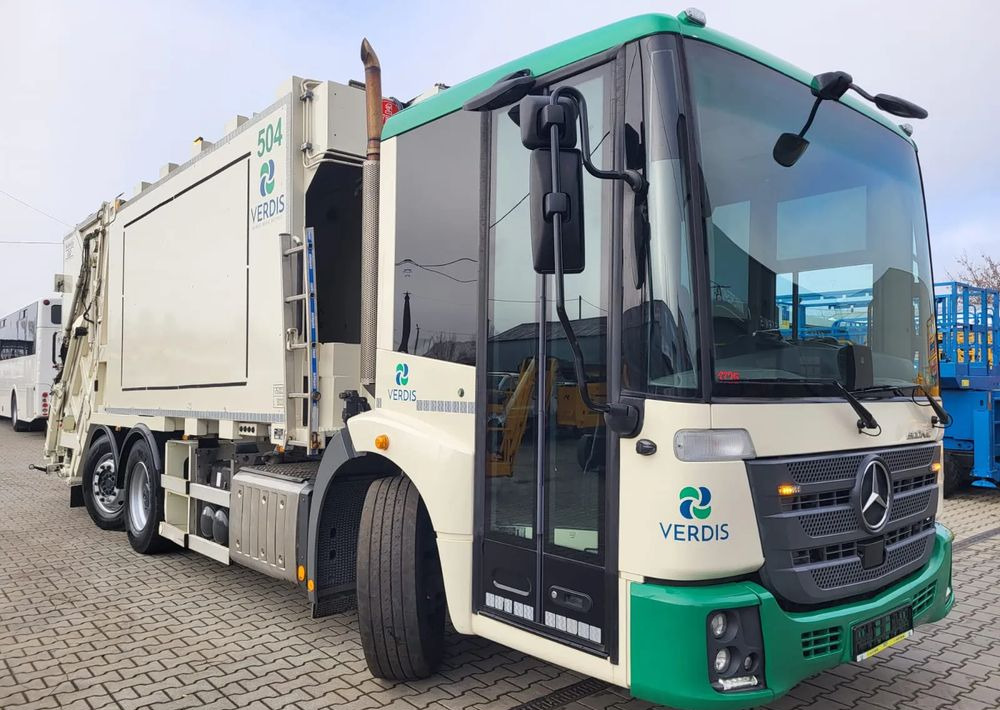 Mercedes-Benz Econic 2630 dwukomorowa - شاحنة قمامة: صورة 2 Mercedes-Benz Econic 2630 dwukomorowa - شاحنة قمامة: صورة 2