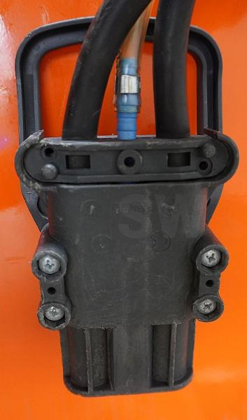 GRUMA 24 Volt 4 PzS 620 Ah - بطارية: صورة 4 GRUMA 24 Volt 4 PzS 620 Ah - بطارية: صورة 4