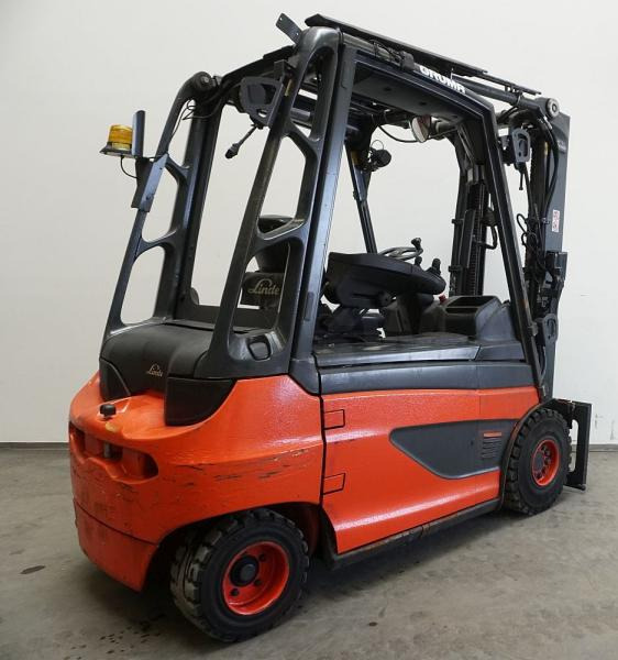 Linde E 30 387 - رافعة شوكية كهربائية: صورة 2 Linde E 30 387 - رافعة شوكية كهربائية: صورة 2