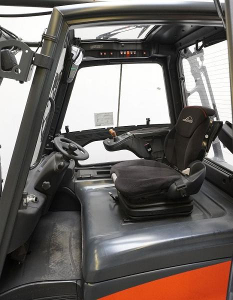 Linde E 40/600 H 388 - رافعة شوكية كهربائية: صورة 3 Linde E 40/600 H 388 - رافعة شوكية كهربائية: صورة 3