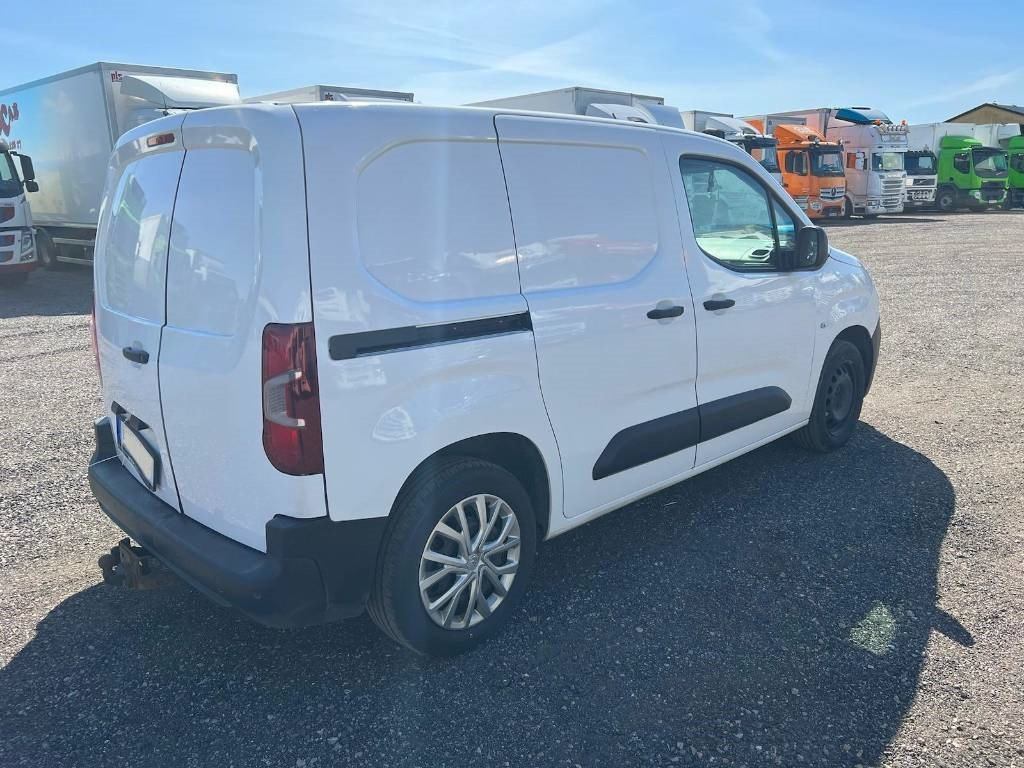Citroën Berlingo serie 5445 - فان المدمجة: صورة 3 Citroën Berlingo serie 5445 - فان المدمجة: صورة 3