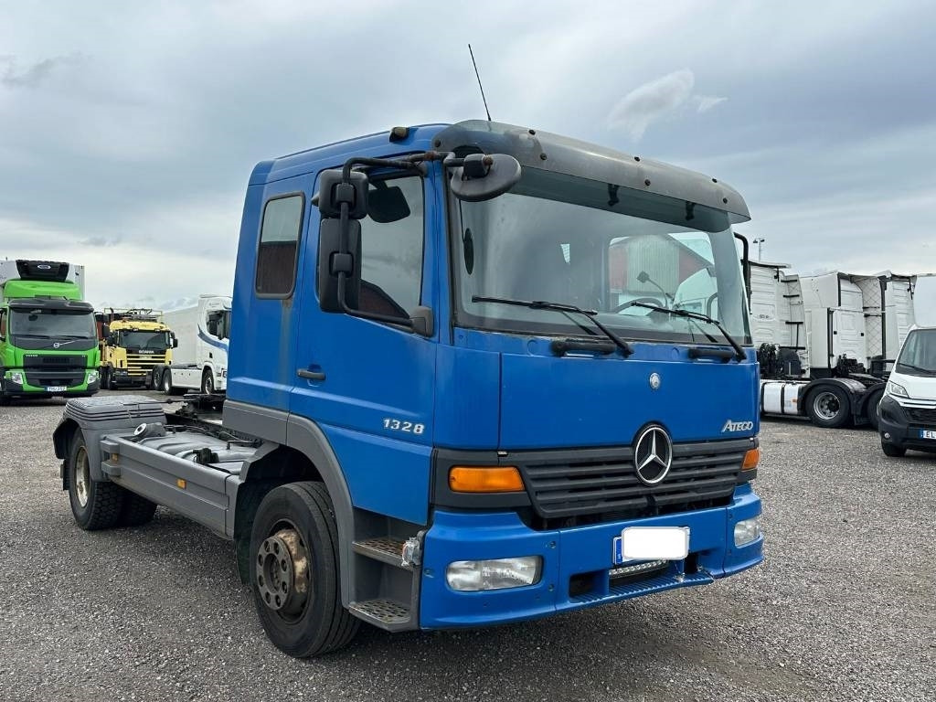 Mercedes-Benz 1328 LS 4X2 serie 1277 - مقطورة السحب: صورة 2 Mercedes-Benz 1328 LS 4X2 serie 1277 - مقطورة السحب: صورة 2