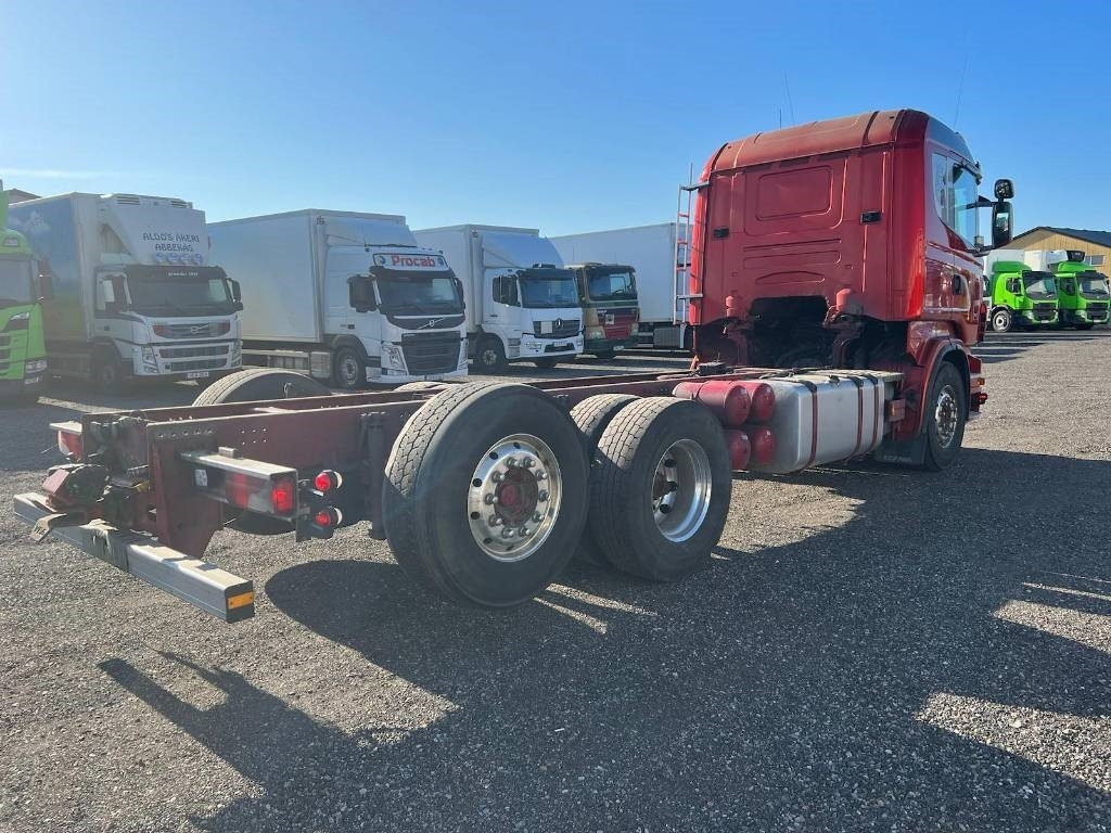 Scania R480 LB 6X2*4 MNB serie 3133 - شاحنة بهيكل معدني للمقصورة: صورة 3 Scania R480 LB 6X2*4 MNB serie 3133 - شاحنة بهيكل معدني للمقصورة: صورة 3